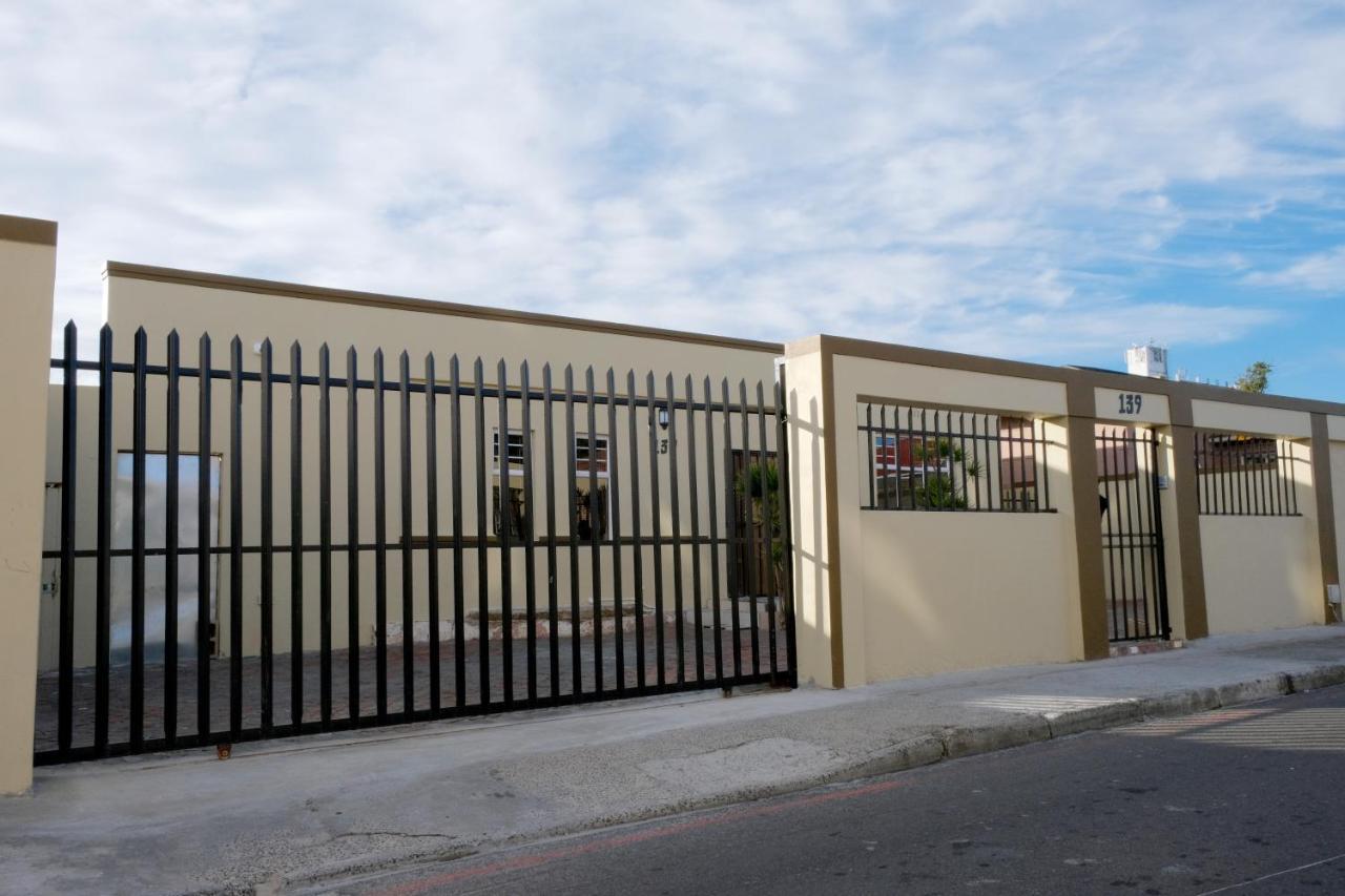 Supa Lodge Parow Exterior foto